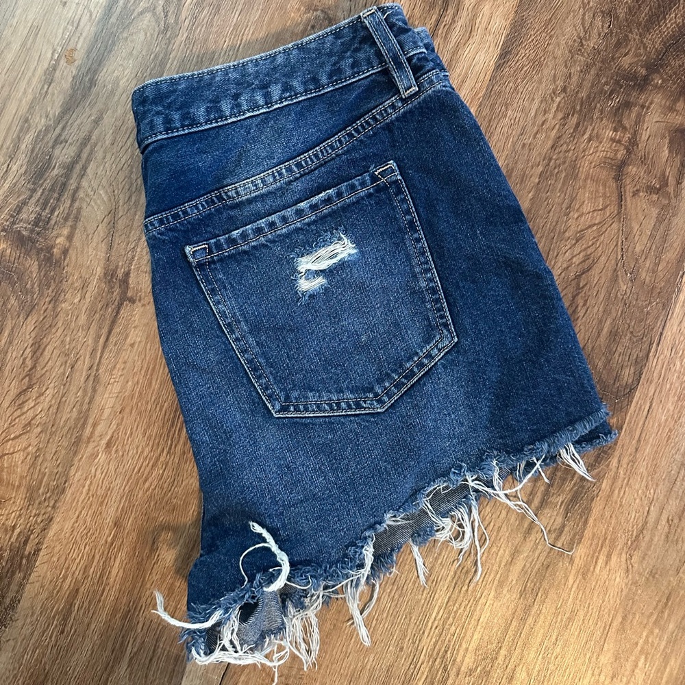 Retro High Rise Distressed Jean Shorts - Picture 5 of 7